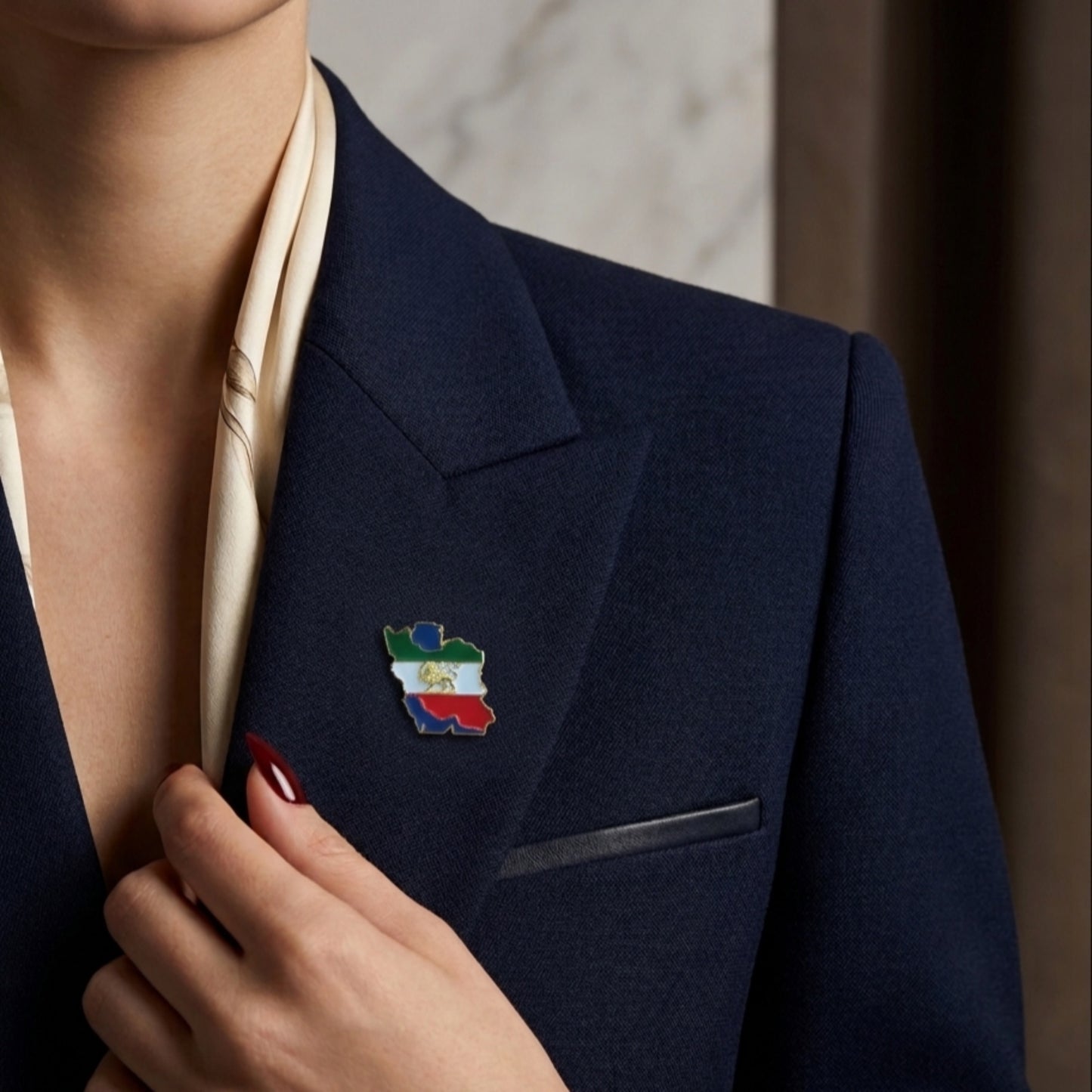 Royal Persia Label Pin